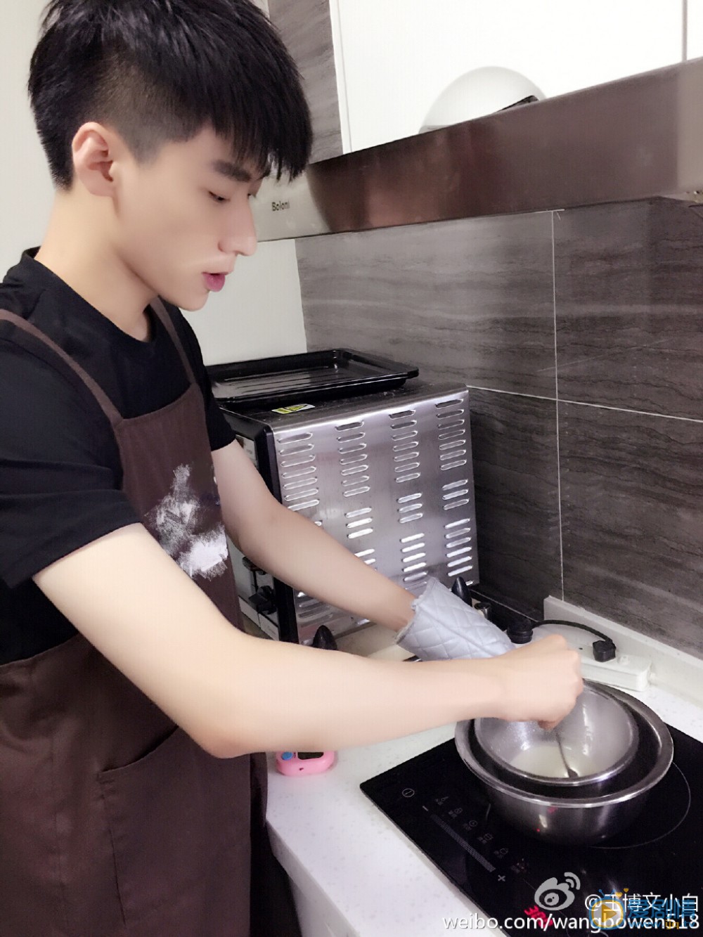 王博文生活照 王博文高清写真_王博文高清剧照