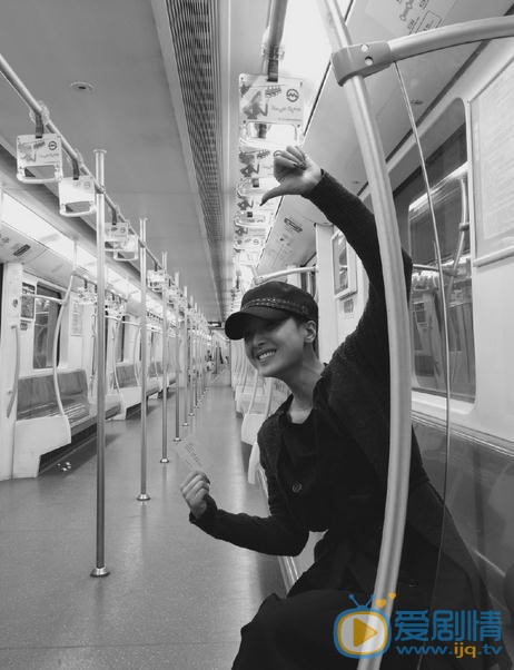 黄曼生活照 黄曼高清写真_黄曼高清剧照