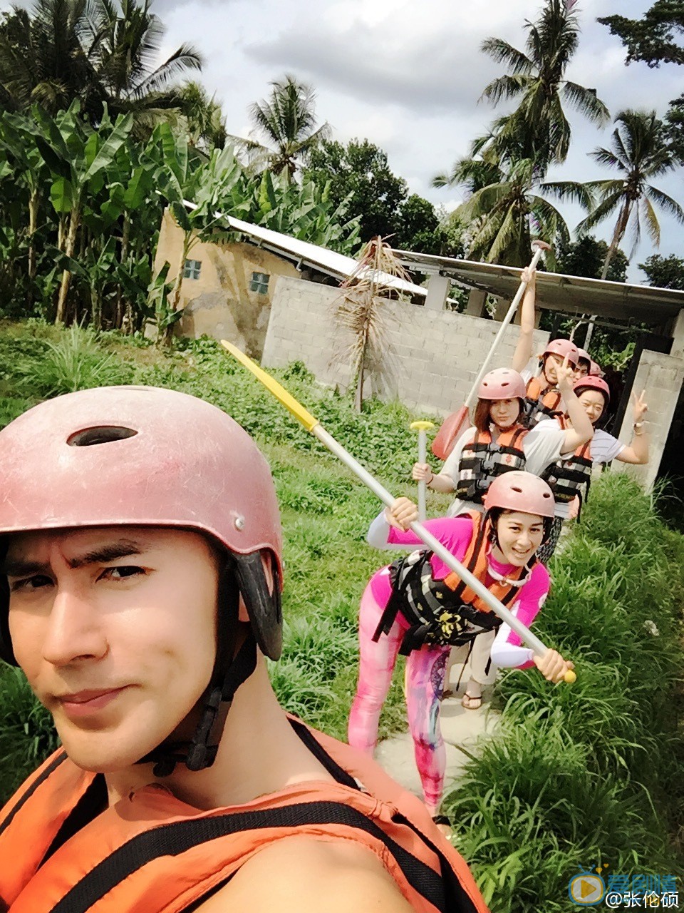 张伦硕婚纱照 张伦硕高清写真_张伦硕高清剧照