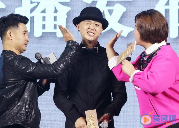  欢喜密探定档10.17 发布会现场包贝尔被玩坏