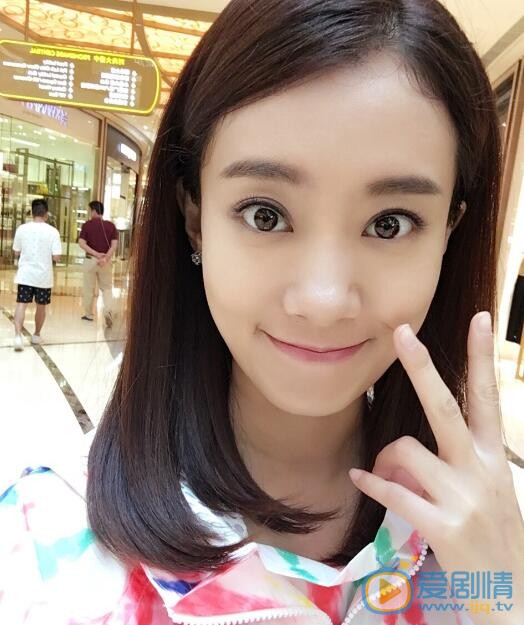 张小斐生活照 张小斐高清写真_张小斐高清剧照