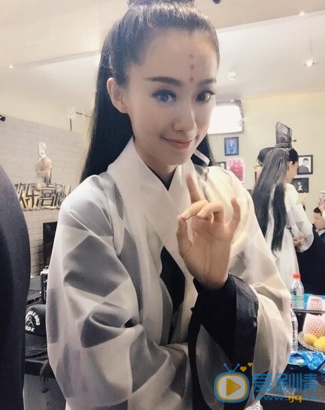 张小斐《欢乐喜剧人》照 张小斐高清写真_张小斐高清剧照
