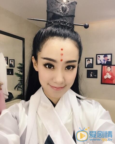 张小斐《欢乐喜剧人》照 张小斐高清写真_张小斐高清剧照
