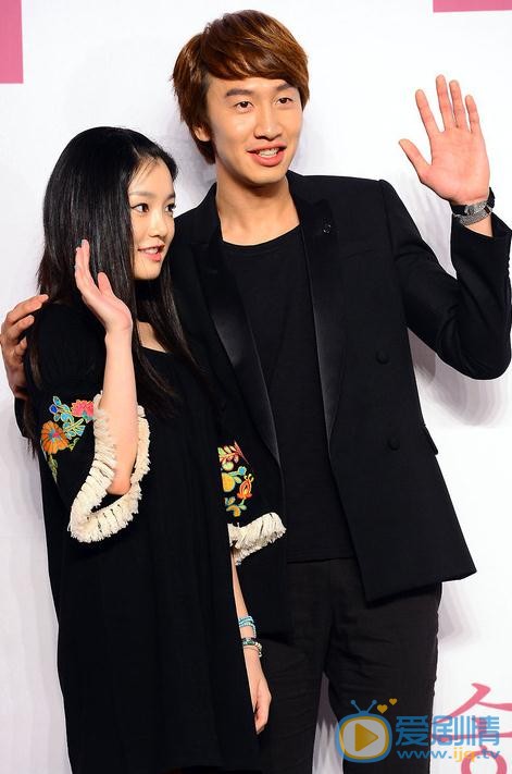 李光洙活动照 李光洙高清写真_李光洙高清剧照