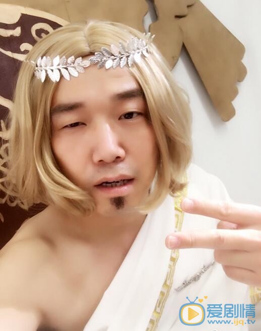 潘斌龙搞怪照 潘斌龙高清写真_潘斌龙高清剧照
