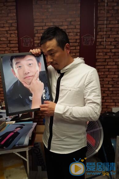 潘斌龙《欢乐喜剧人》照 潘斌龙高清写真_潘斌龙高清剧照