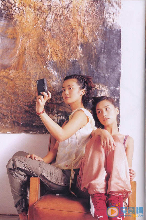 钟欣潼Twins组合早期 钟欣潼高清写真_钟欣潼高清剧照