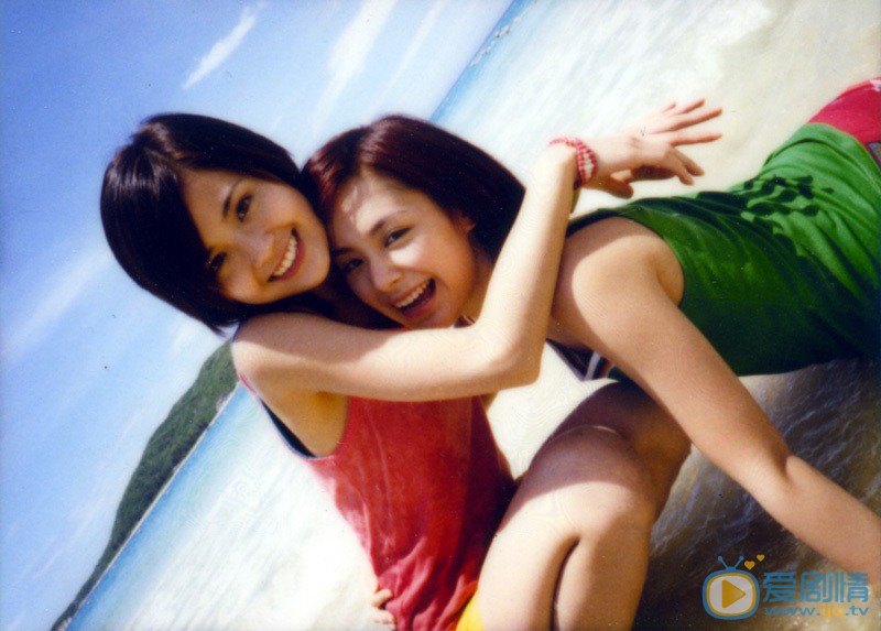 钟欣潼Twins组合早期 钟欣潼高清写真_钟欣潼高清剧照