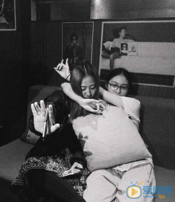 陈粒陈粒祝星合照 陈粒高清写真_陈粒高清剧照