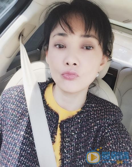 牛莉生活照 牛莉高清写真_牛莉高清剧照