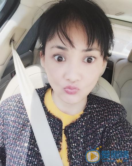 牛莉生活照 牛莉高清写真_牛莉高清剧照