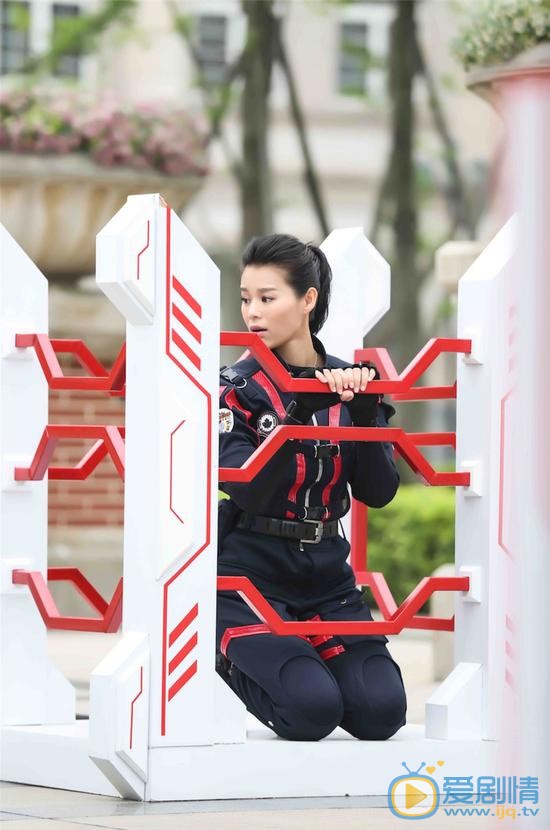 胡杏儿全员加速中组照 胡杏儿高清写真_胡杏儿高清剧照