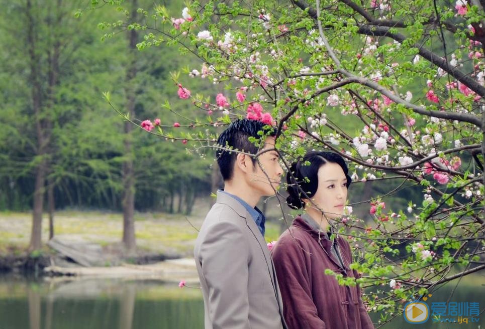 秦岚《滚滚红尘》剧照 秦岚高清写真_秦岚高清剧照