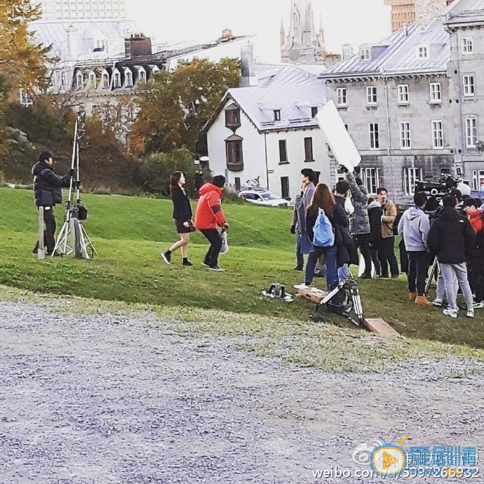 鬼怪剧组在加拿大紧张拍摄中，路透照曝光