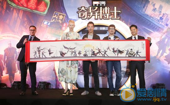 卷福空降上海，不演夏洛克却扮起了奇异博士，《奇异博士》中国宣传