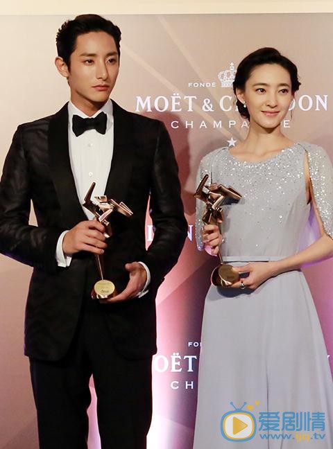 王丽坤活动照 王丽坤高清写真_王丽坤高清剧照