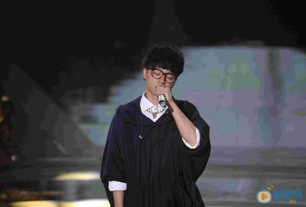 华晨宇2013快乐男声 华晨宇高清写真_华晨宇高清剧照