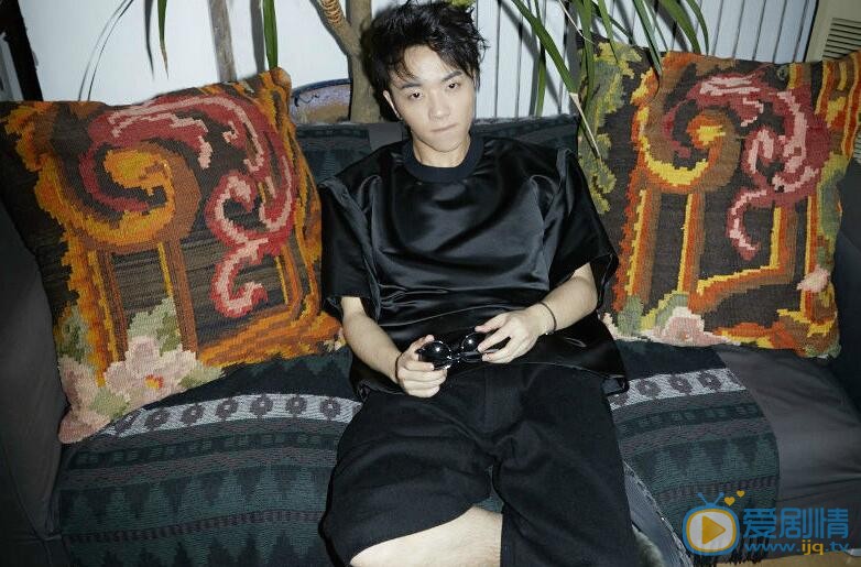 华晨宇杂志照 华晨宇高清写真_华晨宇高清剧照