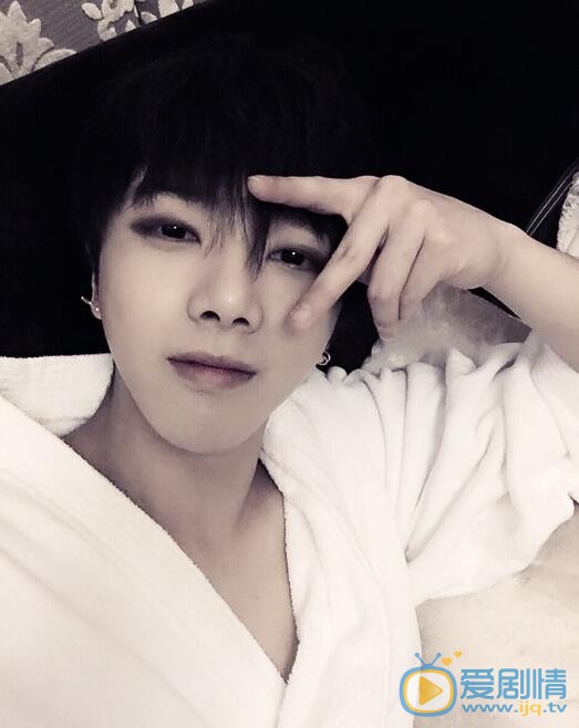 华晨宇生活照 华晨宇高清写真_华晨宇高清剧照