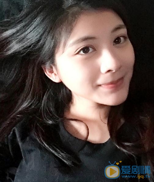 王祉萱生活照 王祉萱高清写真_王祉萱高清剧照