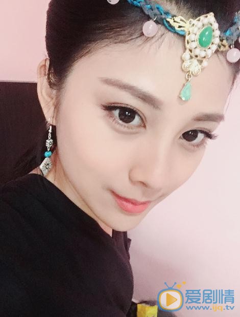 王祉萱片场照 王祉萱高清写真_王祉萱高清剧照