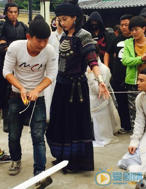 王祉萱片场照 王祉萱高清写真_王祉萱高清剧照
