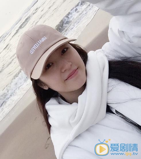 周雨彤生活照 周雨彤高清写真_周雨彤高清剧照