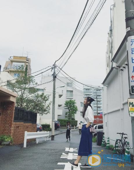 周雨彤街拍 周雨彤高清写真_周雨彤高清剧照