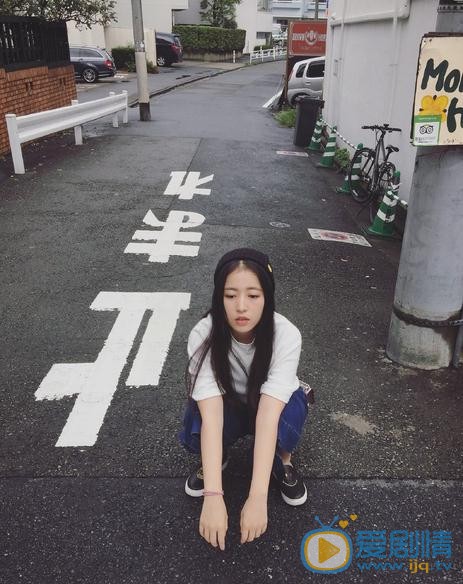 周雨彤街拍 周雨彤高清写真_周雨彤高清剧照