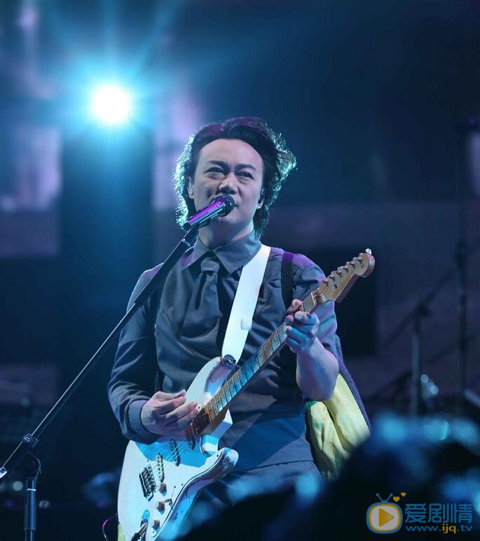 陈奕迅演唱会照 陈奕迅高清写真_陈奕迅高清剧照