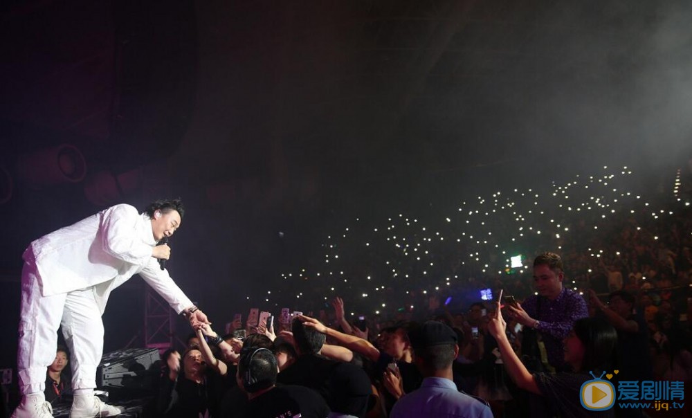 陈奕迅演唱会照 陈奕迅高清写真_陈奕迅高清剧照