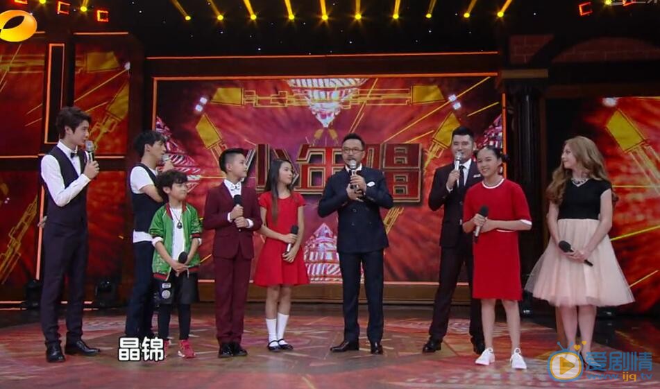 王一博《天天向上》节目照 王一博高清写真_王一博高清剧照