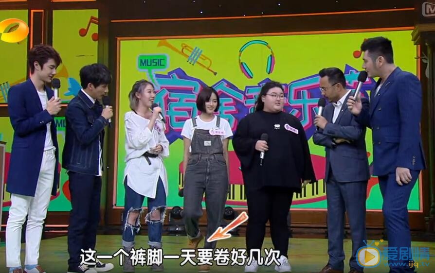 王一博《天天向上》节目照 王一博高清写真_王一博高清剧照
