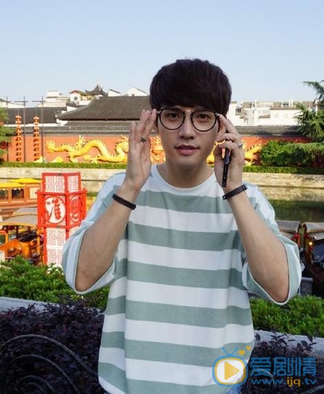 李健生活照 李健高清写真_李健高清剧照