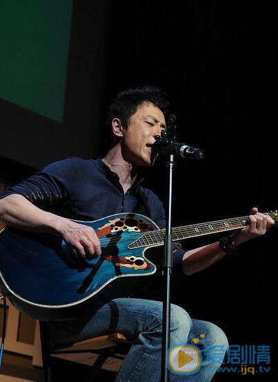 黄贯中演出照 黄贯中高清写真_黄贯中高清剧照