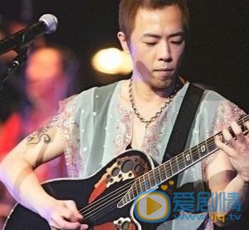 黄贯中演出照 黄贯中高清写真_黄贯中高清剧照