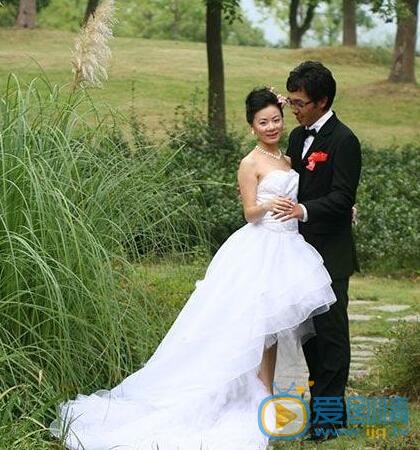 华少华少与老婆儿子合照 全家福 华少高清写真_华少高清剧照