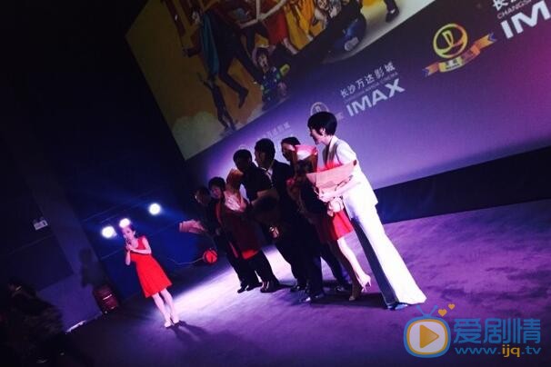 杨乐乐主持节目照 杨乐乐高清写真_杨乐乐高清剧照