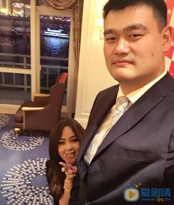 张惠妹合照 张惠妹高清写真_张惠妹高清剧照
