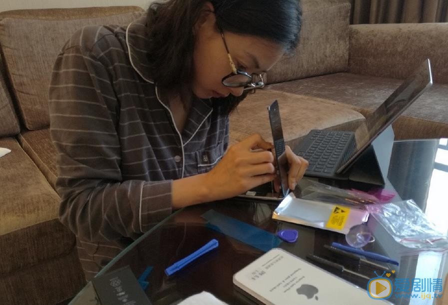 万茜素颜生活照 万茜高清写真_万茜高清剧照