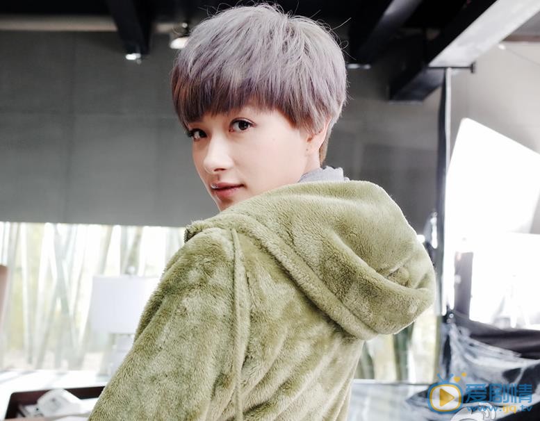 万茜素颜生活照 万茜高清写真_万茜高清剧照