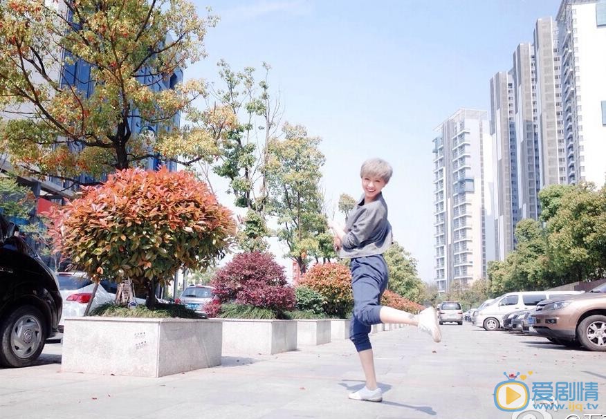 万茜逗逼照 万茜高清写真_万茜高清剧照