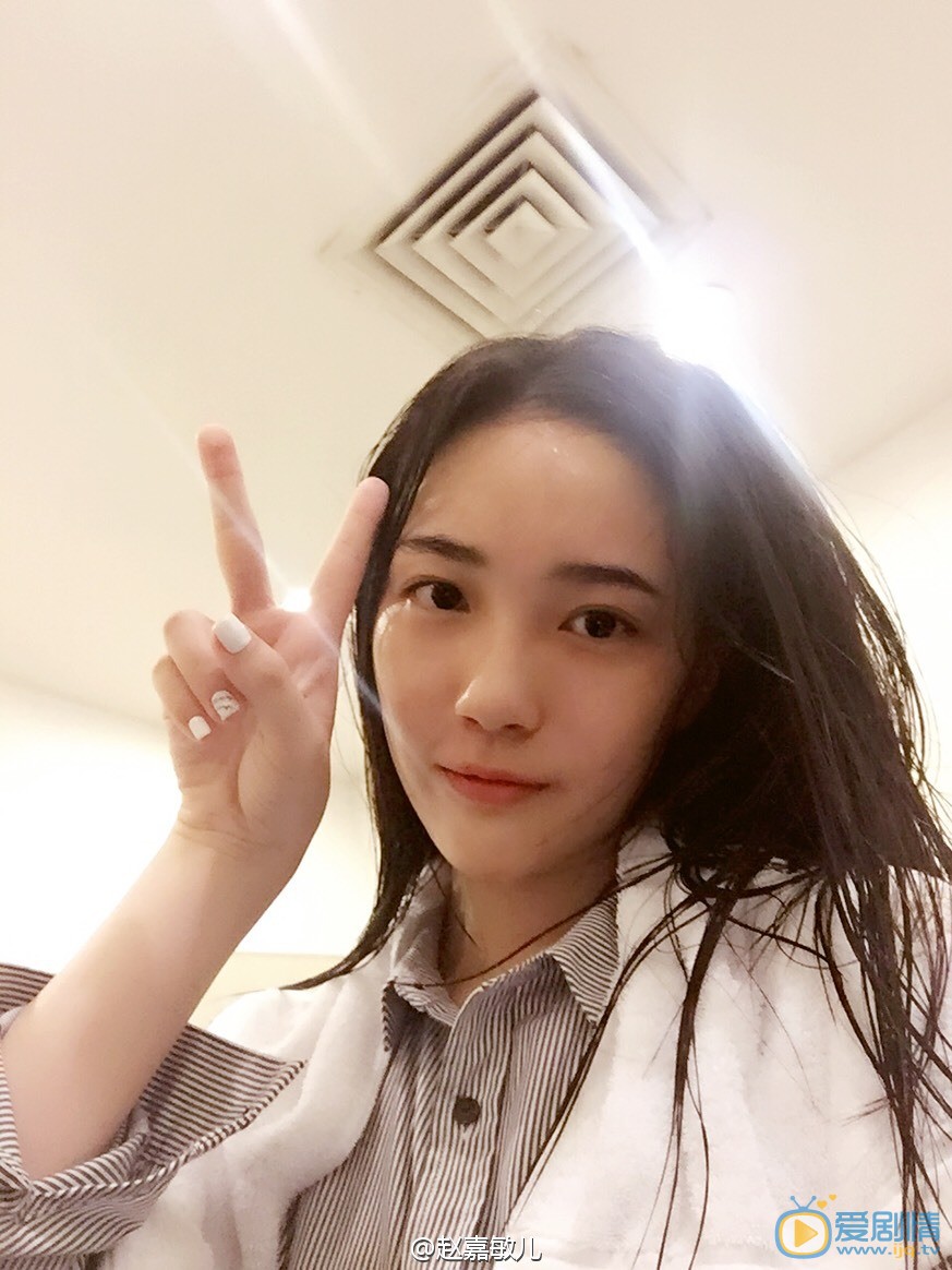 赵嘉敏自拍照 赵嘉敏高清写真_赵嘉敏高清剧照