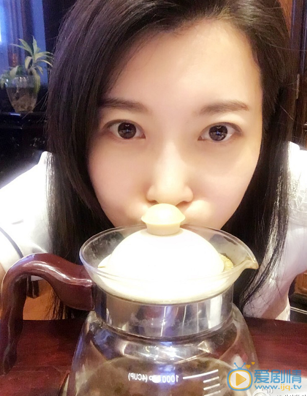 张棪琰生活照 张棪琰高清写真_张棪琰高清剧照