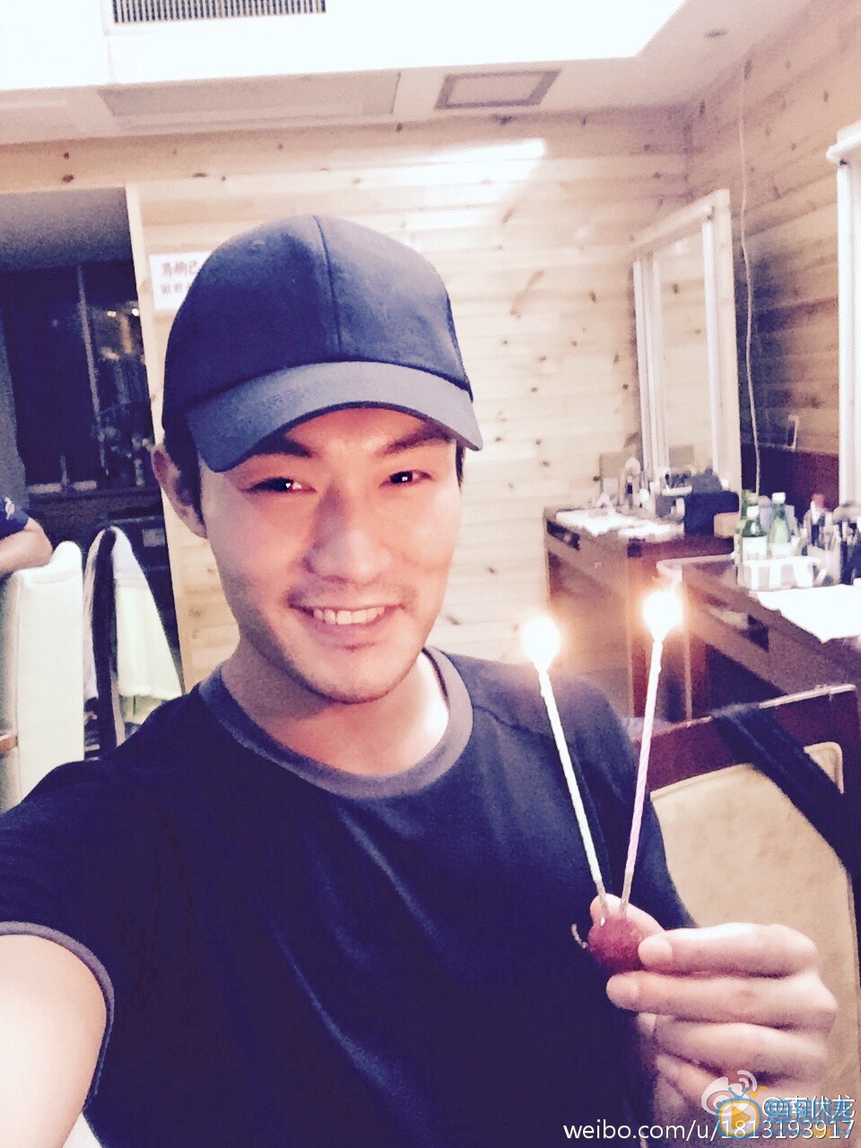 南伏龙生活照 南伏龙高清写真_南伏龙高清剧照