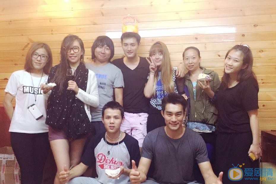 南伏龙生活照 南伏龙高清写真_南伏龙高清剧照