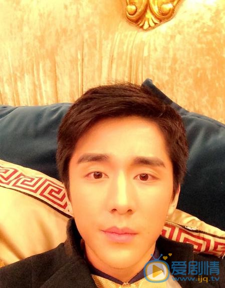 张新成生活照 张新成高清写真_张新成高清剧照