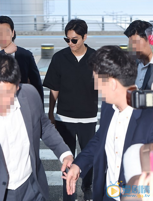 李敏镐机场照 李敏镐高清写真_李敏镐高清剧照