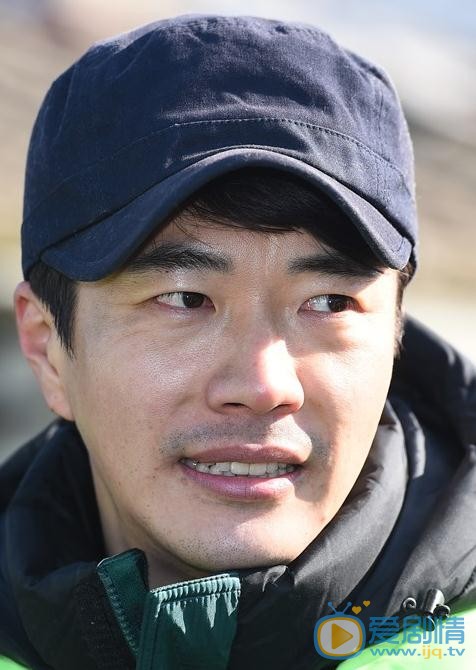 权相佑公益照 权相佑高清写真_权相佑高清剧照
