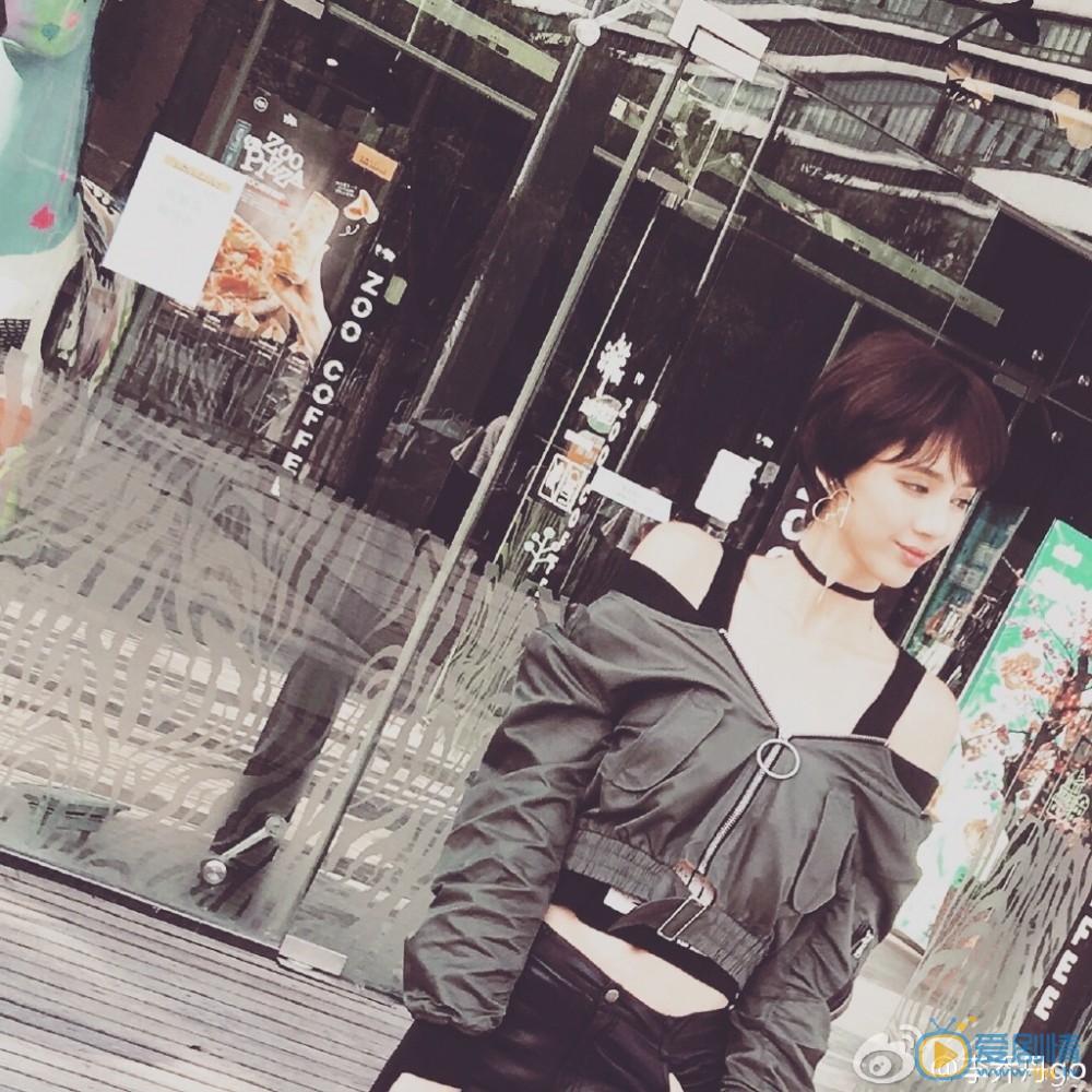 李乔丹生活照 李乔丹高清写真_李乔丹高清剧照